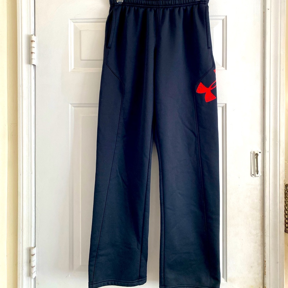 Under Armour water resistant sweatpants black w/red logo. Youth XL